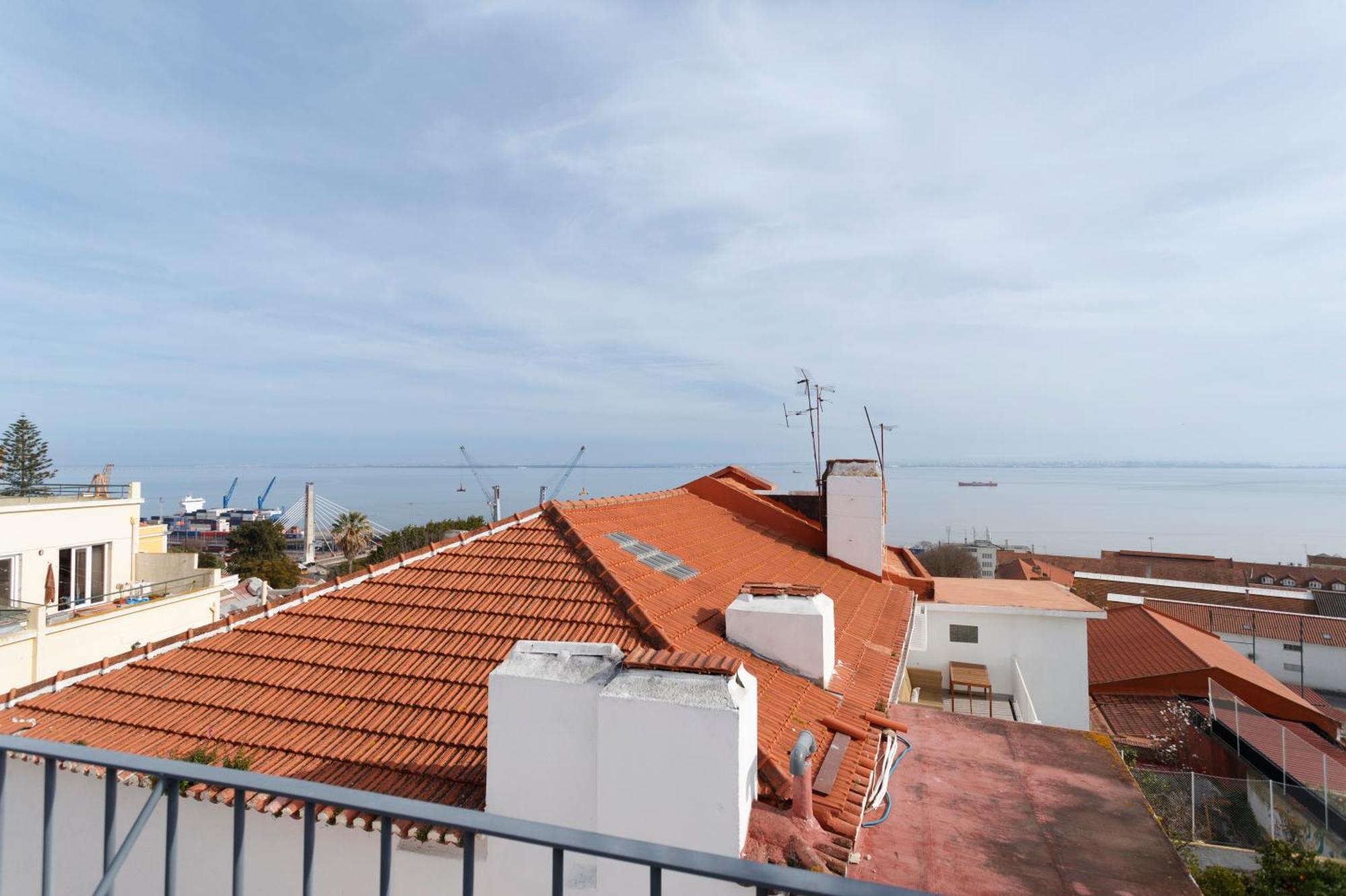 Barbadinhos In Historic Neighborhood Appartement Lisboa